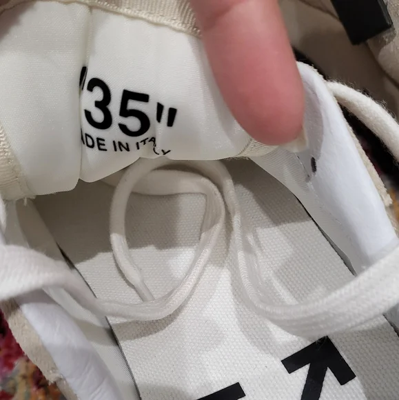Off-White Sneakers - Picture 3 of 7